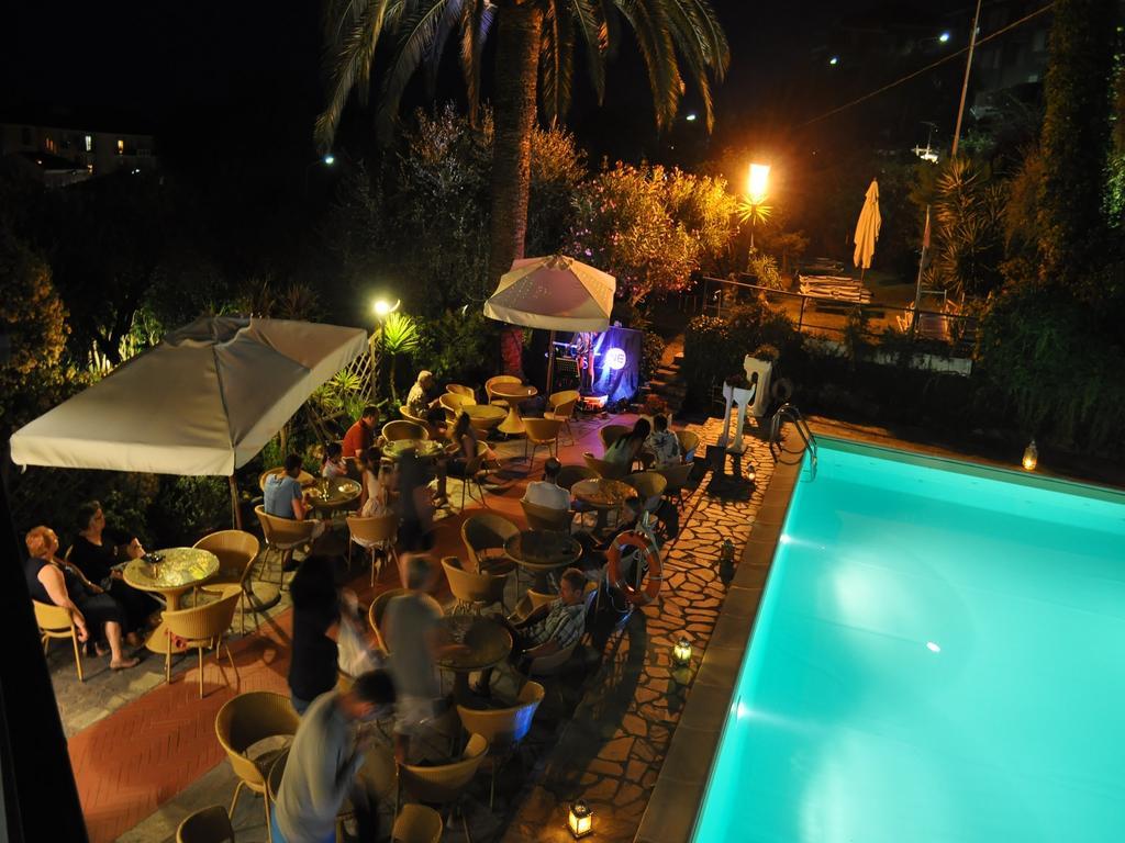 Hotel Bellavista San Bartolomeo Al Mare Zewnętrze zdjęcie