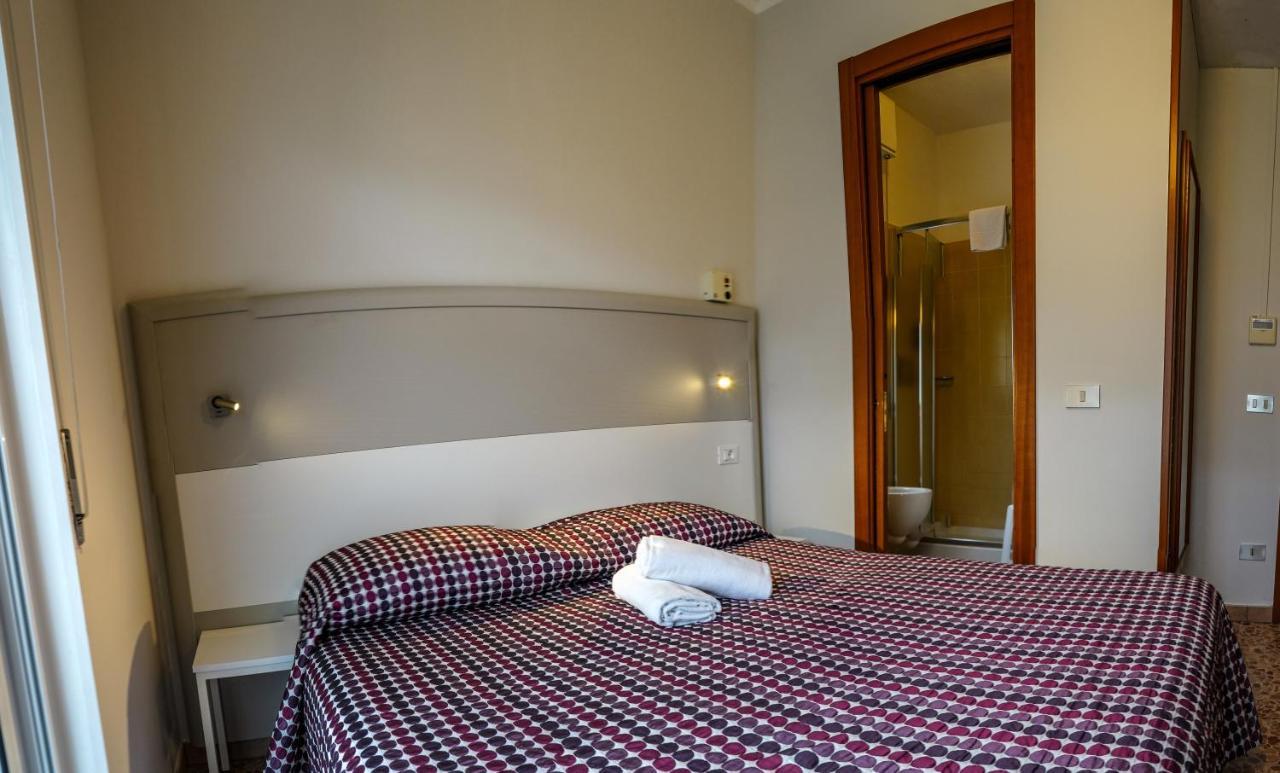 Hotel Bellavista San Bartolomeo Al Mare Zewnętrze zdjęcie