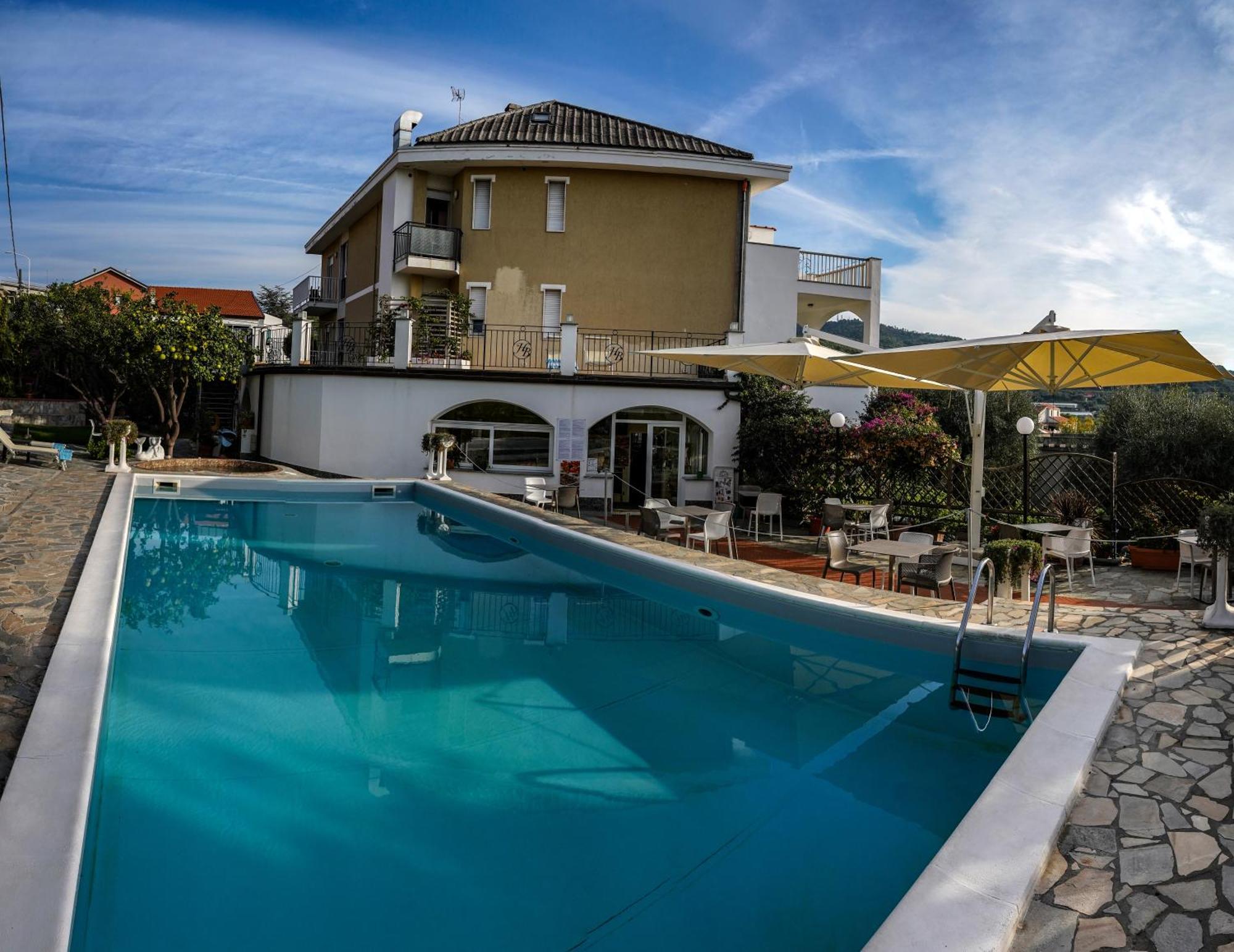 Hotel Bellavista San Bartolomeo Al Mare Zewnętrze zdjęcie