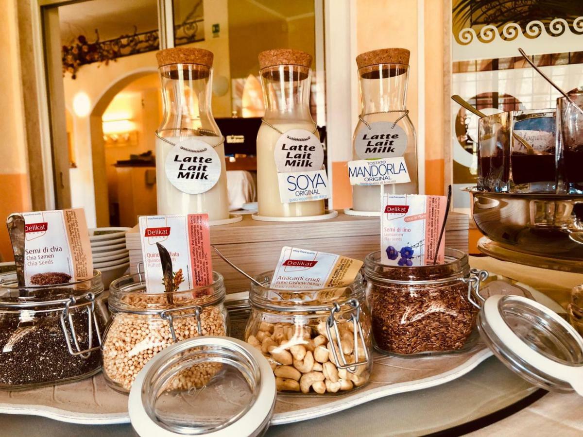 Hotel Bellavista San Bartolomeo Al Mare Zewnętrze zdjęcie